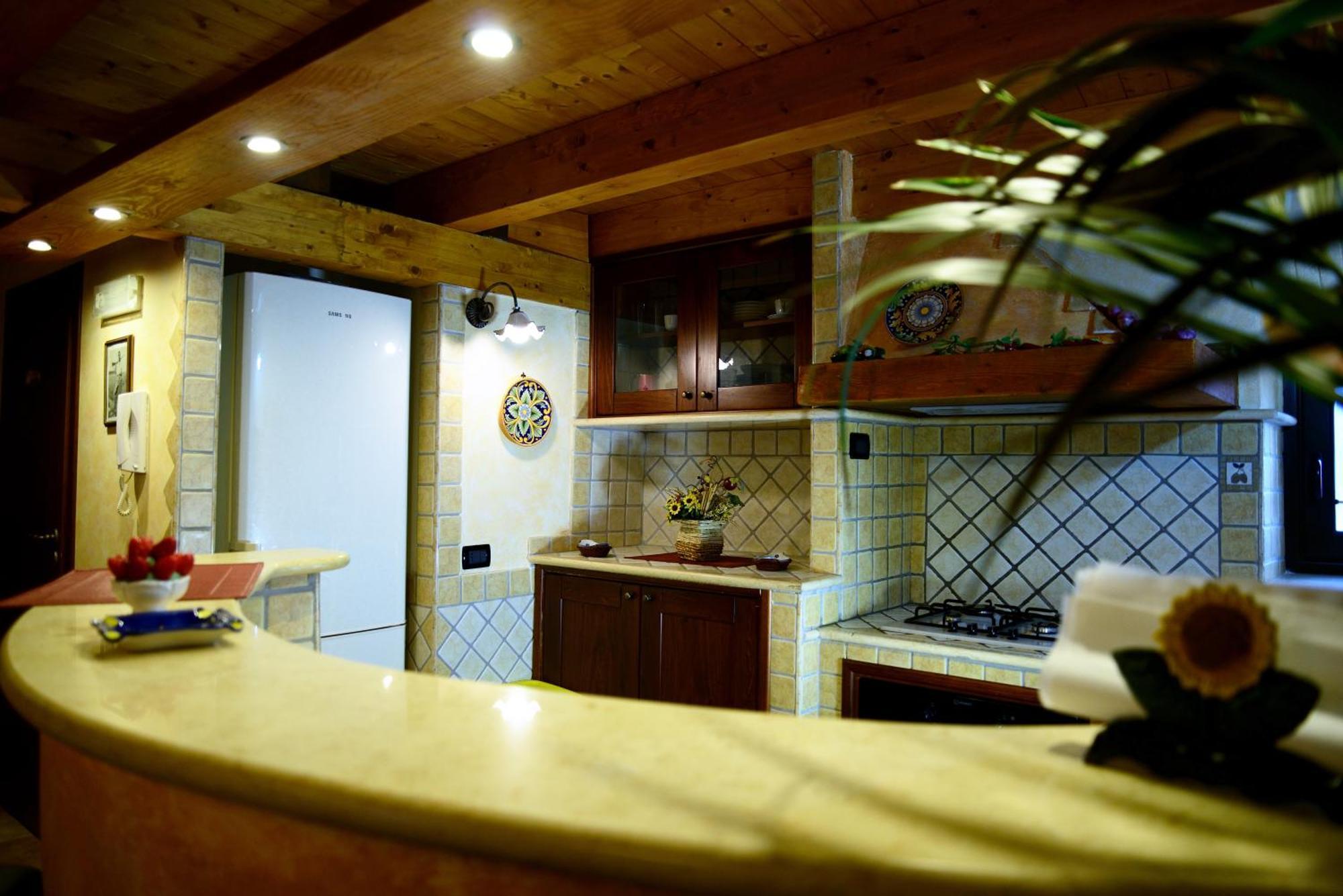 Alla Corte Dei Ventimiglia Montelepre ภายนอก รูปภาพ
