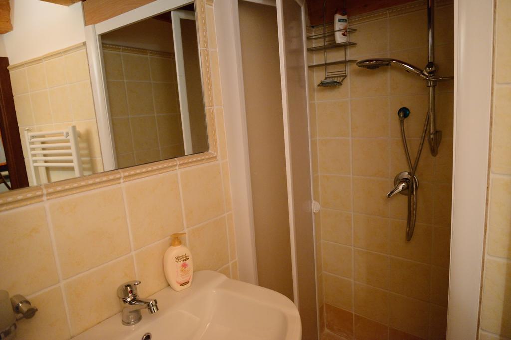 Alla Corte Dei Ventimiglia Montelepre ภายนอก รูปภาพ