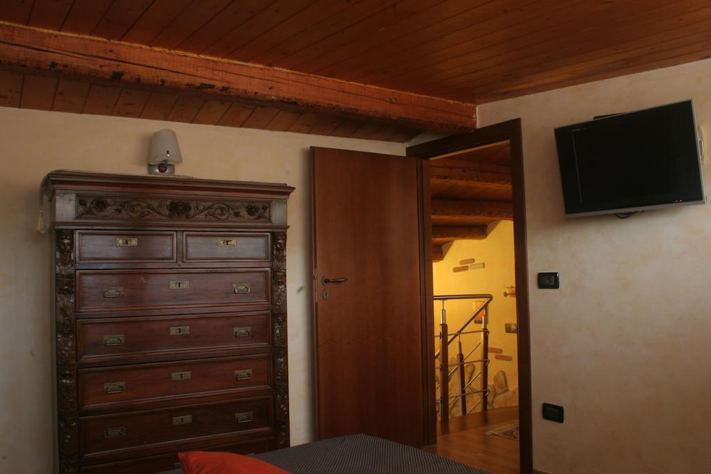 Alla Corte Dei Ventimiglia Montelepre ภายนอก รูปภาพ