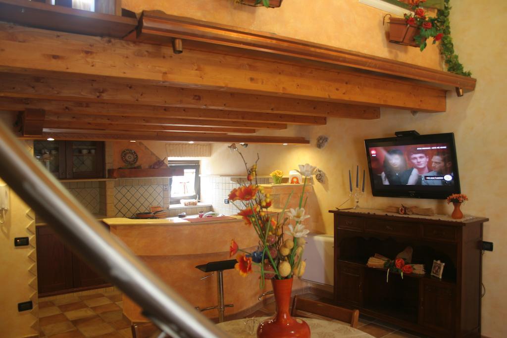 Alla Corte Dei Ventimiglia Montelepre ภายนอก รูปภาพ