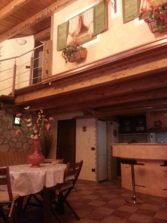 Alla Corte Dei Ventimiglia Montelepre ภายนอก รูปภาพ