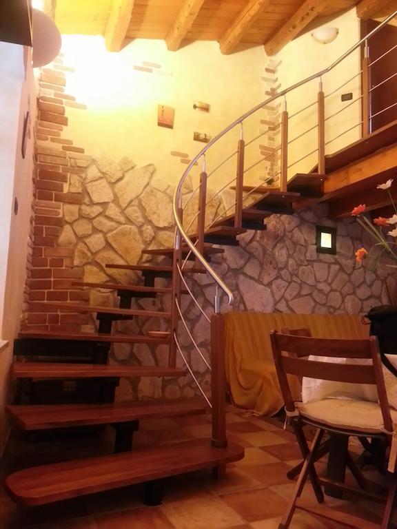 Alla Corte Dei Ventimiglia Montelepre ภายนอก รูปภาพ